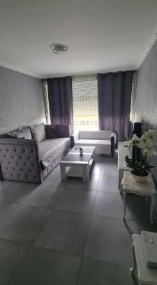 Chalon-sur-Saone Apartment | Luxe-Living