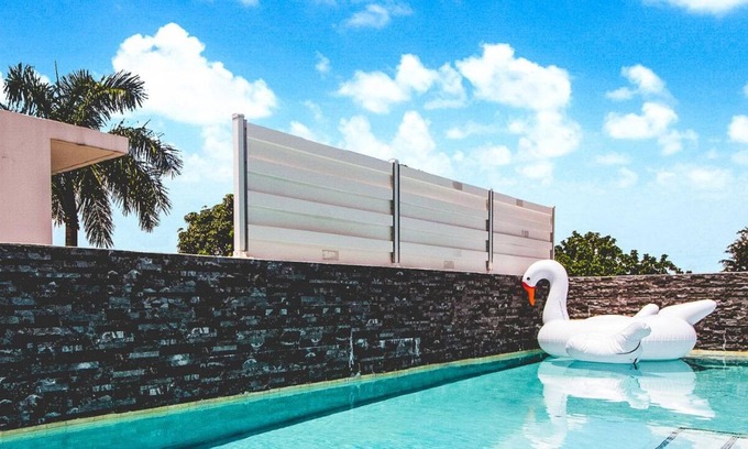 The Roads Villa | Luxe Modern Villa 4BR 4BA for 12, Rooftop Pool, Ping-Pong, Brickell