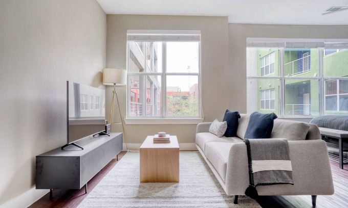 Mueller Apartment | Luxe Mueller Studio w/Pool, W/D & Gym, nr park, by Blueground