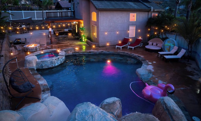 El Cajon House | Luxe Resort Style Home Stunning 8 Beds with Pool