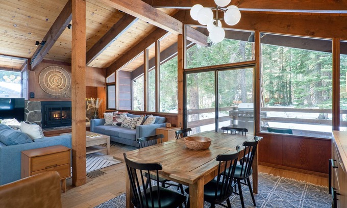 Tahoe Woods Cabin | Luxe Tahoe Cabin - Midcentury Modern CLOSE to Lake, Palisades, Edge of Forest