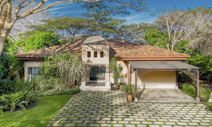 Cabo Velas House | Luxe tropical villa with private pool, fairway views & on-site golf/pools/tennis