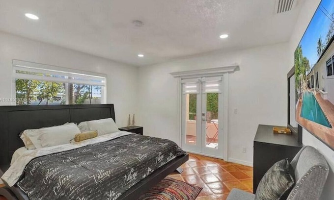 Ives Estates House | LuxTropica
