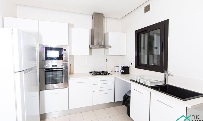 Sidi Daoud Apartment | Luxueux Apt avec Jardin et garage privés @ Marsa
