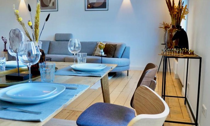 Wuppertal Apartment | Luxuriöses Altbau im Szenenviertel