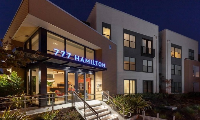 Menlo Park Condo | Luxurious 1 Bedroom Condo in a Hotel with Modern Amenities