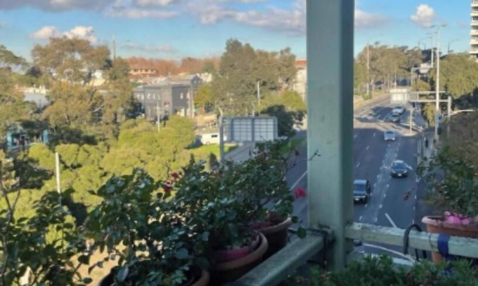 St Kilda Apartment | Luxurious 1BR in St Kilda Junction