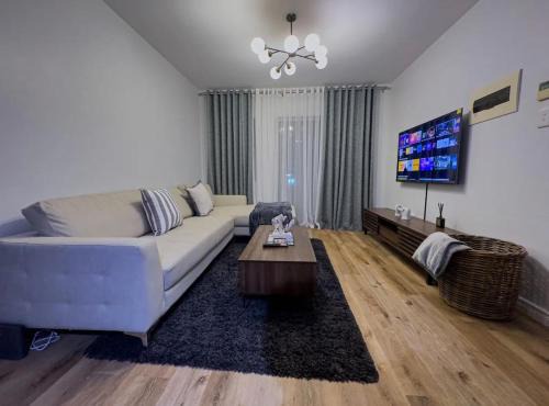 Centurion Apartment | Luxurious 2 bedroom Apartment!