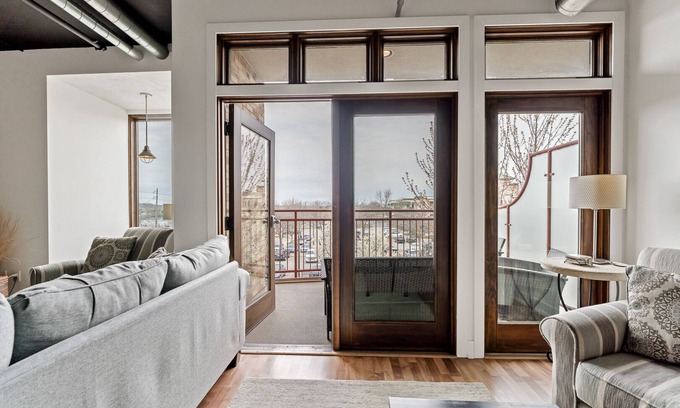Grand Haven Condo | Luxurious 2BDR Loft-Condo Grand Haven 12