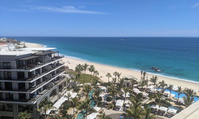 San Jose del Cabo Resort | Luxurious 3-bdrm Oceanfront Penthouse with panoramic views at San José del Cabo