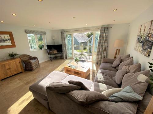 St Austell House | Luxurious 4 Bedroom New England Style Villa - Trewhiddle 29