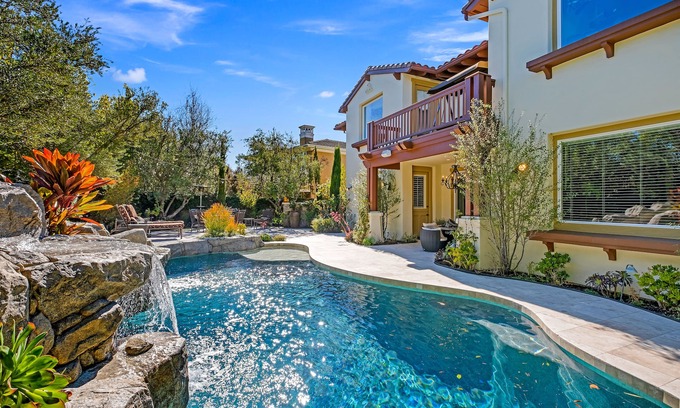 Dana Point Villa | Luxurious 5 Bedroom, 5 Bath Resort Home * Walk To Beach And Dana Point Harbor