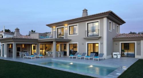 Carvoeiro Villa | Luxurious Algarve Villa Villa Carvoeiro Lux 5 Bedrooms Private Heatable Pool & 300M From The Beach Carvoeiro
