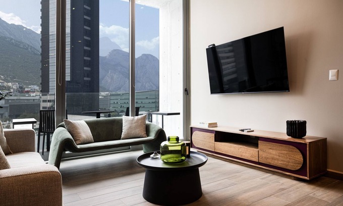 Santa Catarina Apartment | Luxurious apartment 5 minutes away from San Pedro.
