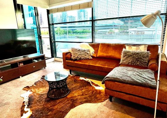 Docklands Apartment | Luxurious Apartment in the heart of Docklands