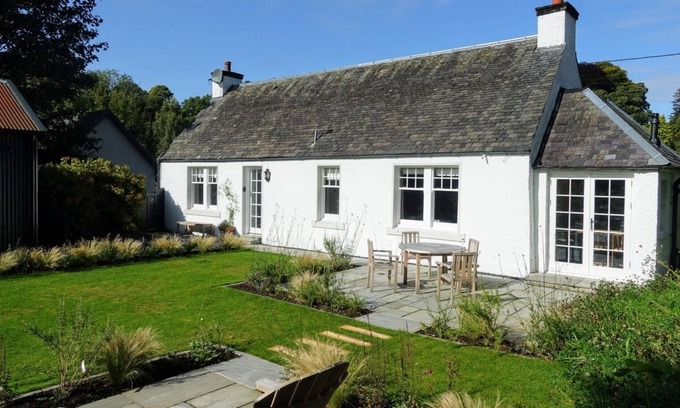 Comrie Cottage | Luxurious cottage in the heart of Perthshire