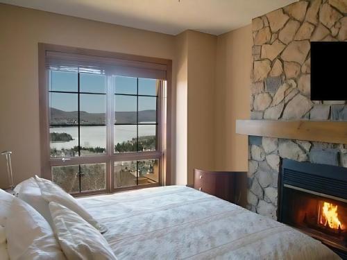 Mont-Tremblant Apartment | Luxurious Equinoxe Ski-in/Ski-out