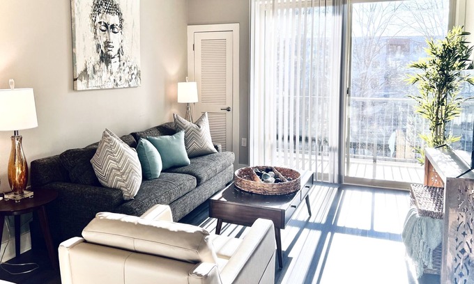 Barclay Downs Apartment | Luxurious Executive 1 Bedroom Apartment