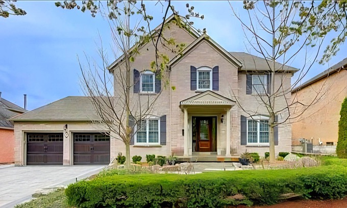 Richmond Hill House | Luxurious & Exquisite Villa in Richmond Hill, Ontario
