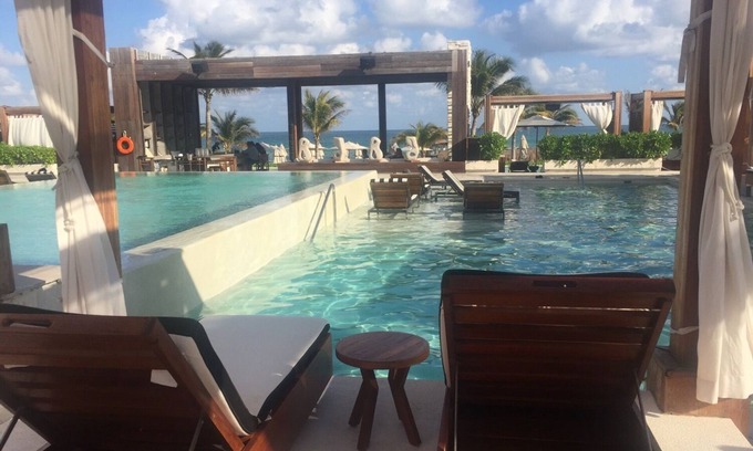 Villa Juarez Resort | Luxurious Grand Bliss, fine restaurants, free golf, beach club, Cirque du Soleil