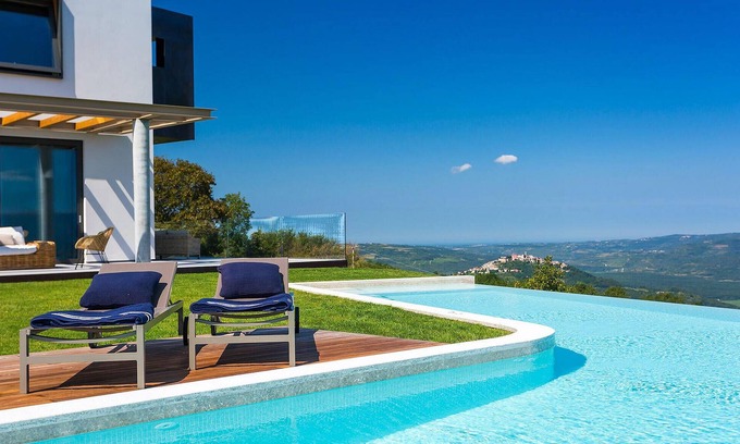Zamask House | Luxurious home in Pazin