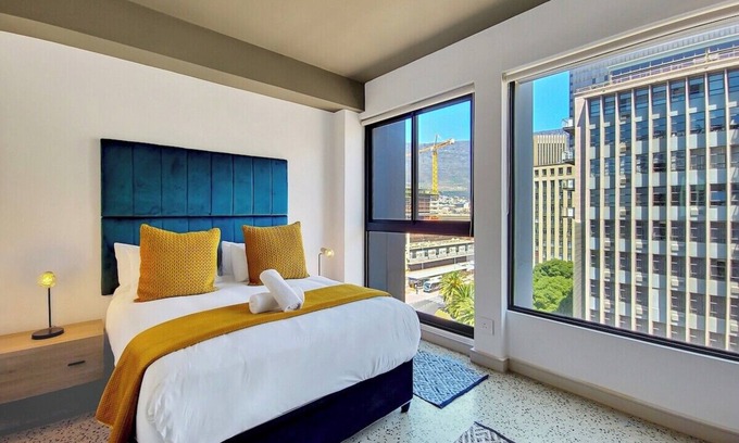 Foreshore Apartment | Luxurious hotel-type living couples retreat- pool