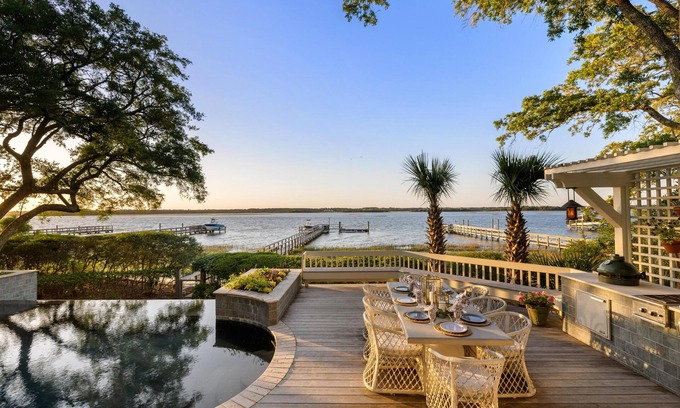 Vanderhorst Plantation House | Luxurious Kiawah Riverfront Home with Pool and Private Dock