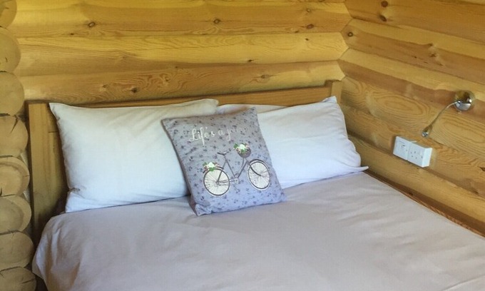 Allendale Cabin | Luxurious Log cabin with hot tub- Whitfield