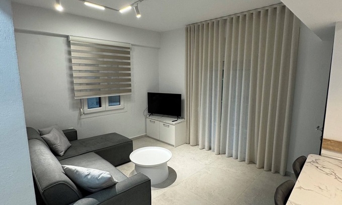 Pefkochori House | Luxurious Modern Villa