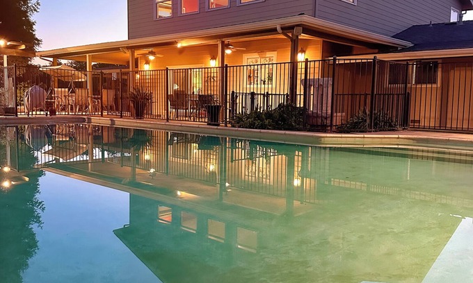 Visalia Other | Luxurious Multifamily Celebration Estate with Pool & Privacy