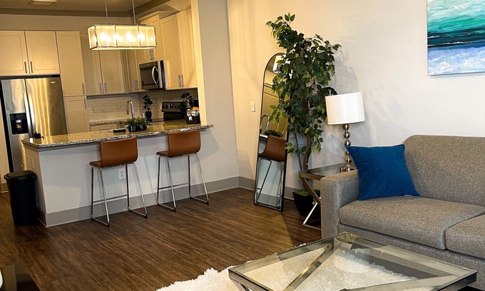 Lindbergh Apartment | Luxurious One-Bedroom Haven in Buckhead