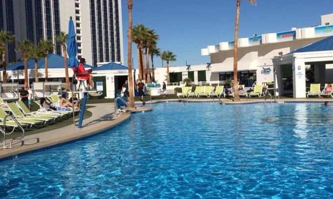 Las Vegas Villa | Luxurious One-Bedroom Villa Suite ~ Las Vegas NV !