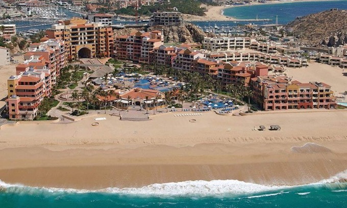 Marina Apartment | Luxurious Penthouse Suite on the Ridge or Beachfront side- Playa Grande Resort