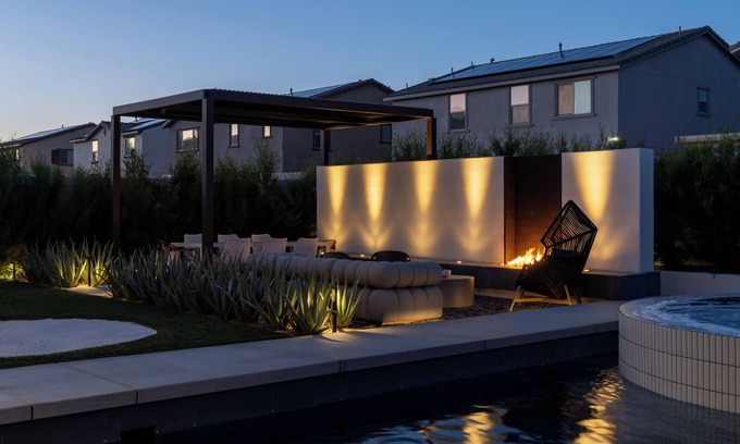 Coachella House | Luxurious professionally designed home!: Rich Design with Boutique Hotel Elegance