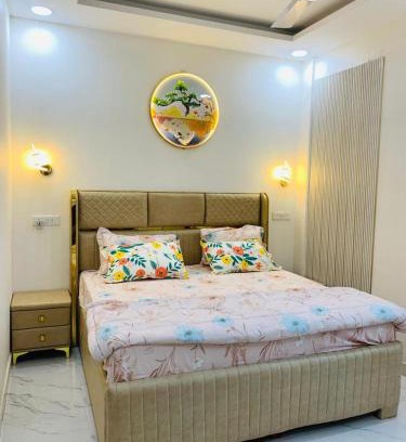 Greater Noida Apartment | Luxurious Studio Near Expo Mart
