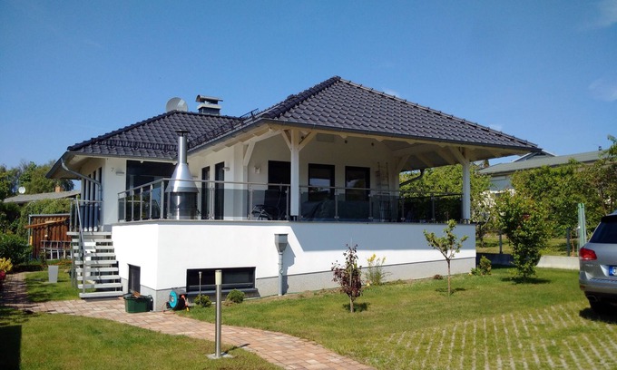 Alt Gaarz House | Luxurious vacation home in Rerik for 6 people with fireplace and sauna - just a 5-minute walk away