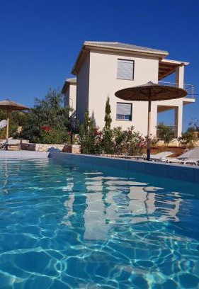 Skinaria Villa | Luxurious villa at a unique spot