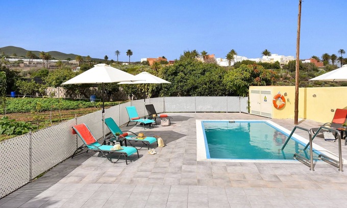 Ingenio Villa | Luxurious Villa in Las Palmas with Swimming Pool