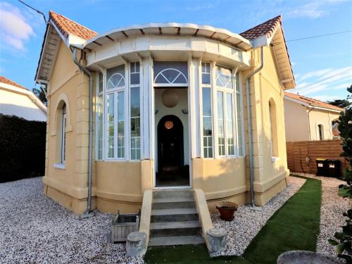 Lacanau-Ocean Villa | Luxurious villa with private spa near beach