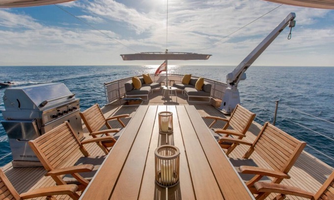 Ciutat Vella Boat Rental | Luxury 1962 Yacht With Your own Private Crew!