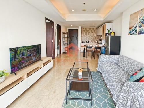 Old Jakarta Apartment | Luxury 1BR Royale Springhill Private Lift