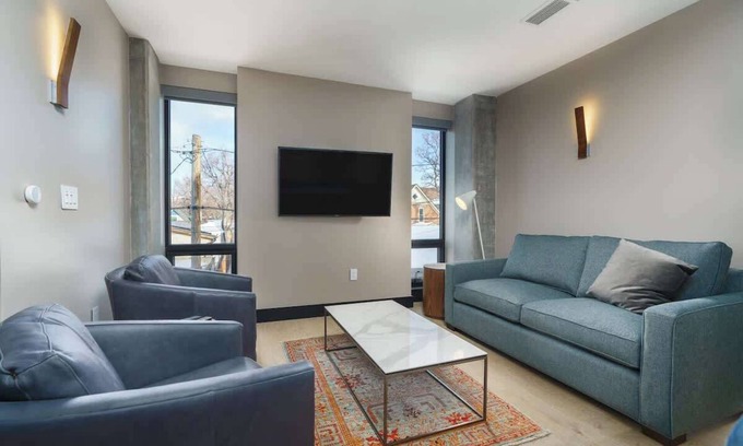 Berkeley Hotel | Luxury 2/1 on Tennyson St w/Rooftop Deck & Views
