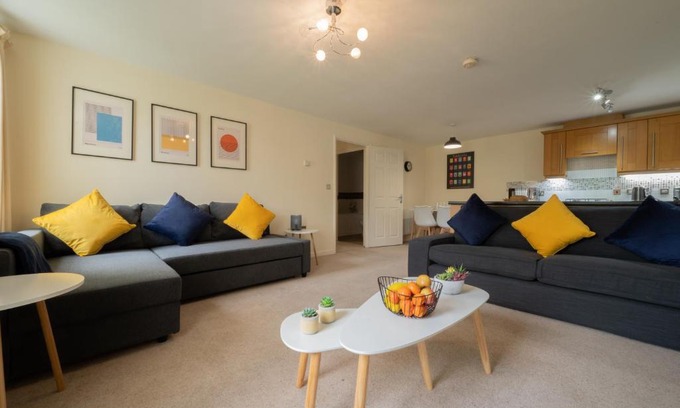 Lichfield Apartment | Luxury 2-bedroom 2-bathroom city centre apartment
