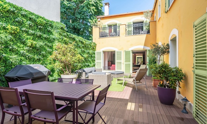 La Garenne-Colombes House | Luxury 250m2 House Nearby all Paris Olympic Venues