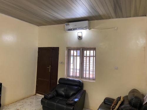 Enugu Apartment | Luxury 2Bedrooms Retreat Serenity in the City