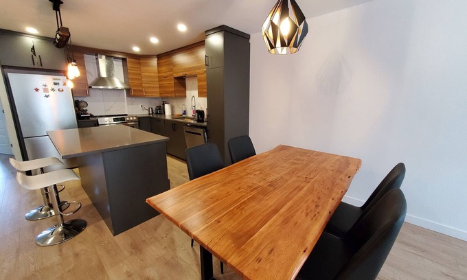 Hochelaga-Maisonneuve Apartment | Luxury 2BR apt with stunning kitchen, near Olympic Stadium