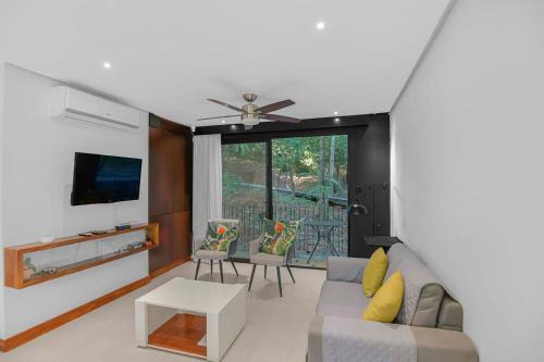 Parrita Apartment | Luxury 2BR condo in Nautilus, Místico