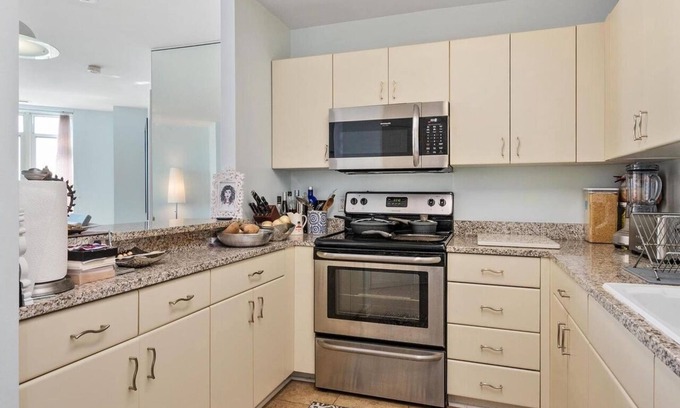 Inner Harbor Apartment | Luxury 2BR Condo w/Stunning Water Views!