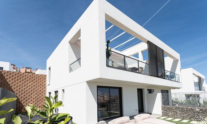 Mijas Ski Chalet | Luxury 3-Bed Mijas Villa – Sea View, Pool & Jacuzzi