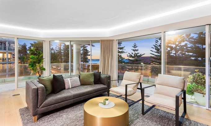 Manly Apartment | Luxury 3 Bedroom Apartment Steps from World Famous Manly Beach